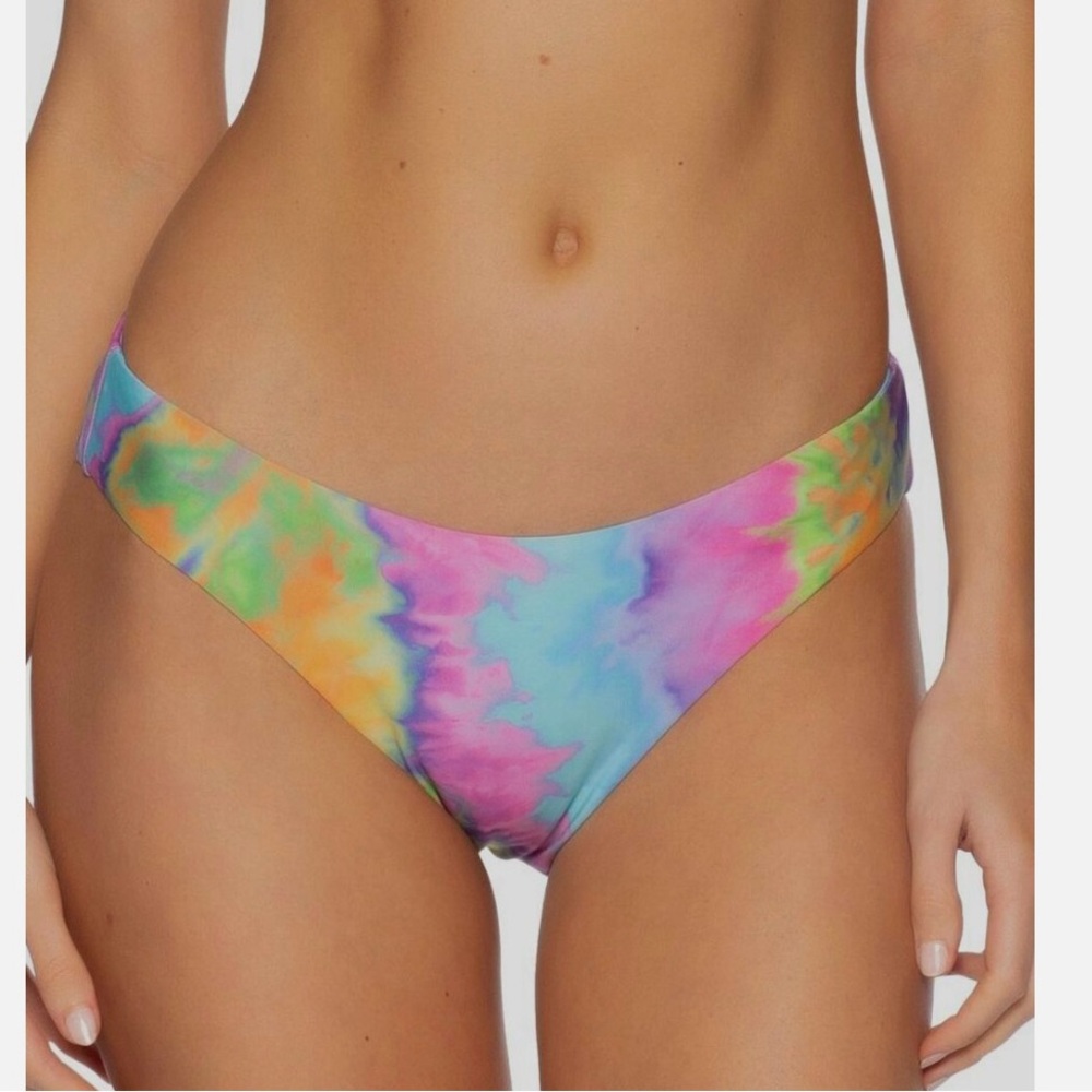 Becca by Rebecca Virtue Revival Reagan American Scoop Swim Bottoms Sz Small NWT
